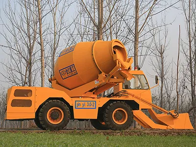 Hydraulic pump & motor used in self-loading concrete mixer